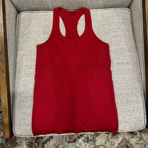 Lululemon swiftly tank, size 6 red